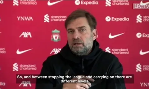 Klopp nêu ý kiến về việc dừng giải đấu