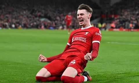 Klopp nhắc tên 3 người hùng thầm lặng của Liverpool