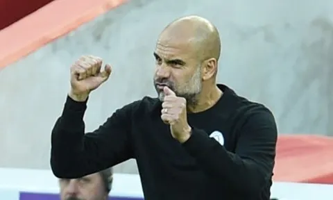 Klopp: "Pep hơi kích động"