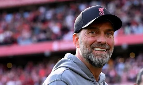 Klopp tiết lộ về quyết định của trọng tài trong trận gặp Aston Villa