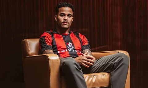 CHÍNH THỨC! CLB Premier League chiêu mộ tân binh cực chất