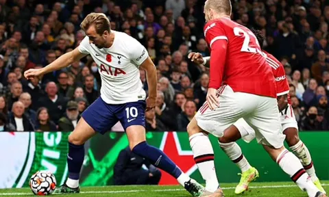 "Man United mạnh hơn Tottenham"