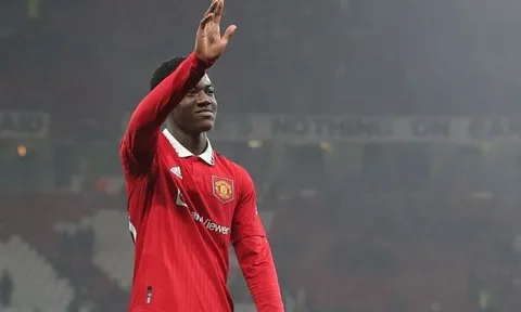 Kobbie Mainoo gây bất ngờ cho Man United