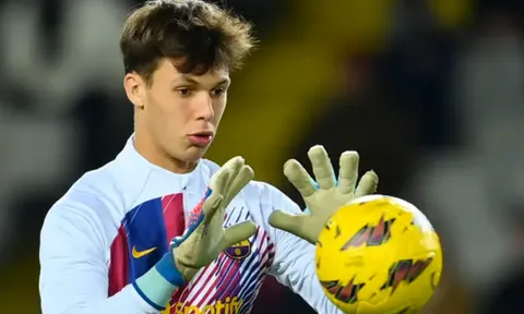 Thần đồng Barcelona có cơ hội 'đổi màu áo'