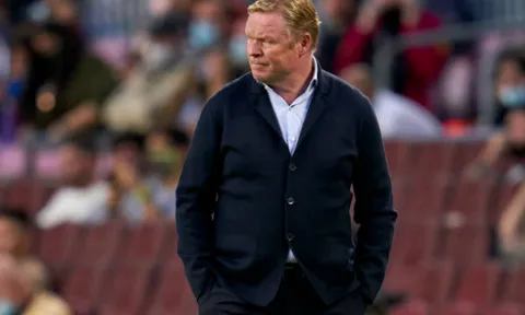 Koeman bay ghế vì người cũ Man Utd