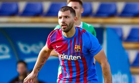 Koeman chốt khả năng thi đấu của Aguero