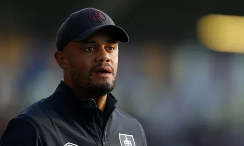 Thua trận, Vincent Kompany đưa ra ví von về M.U