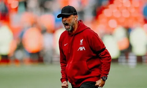 Konate suýt báo hại, Klopp nói thẳng 1 câu