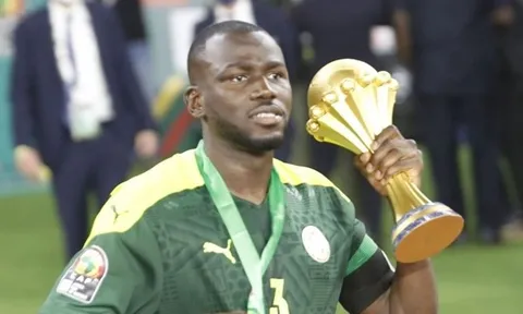 Koulibaly: Người viết sử cho bóng đá Senegal