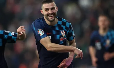 Kovacic gây choáng giữa tin đồn được M.U dọn sẵn chỗ
