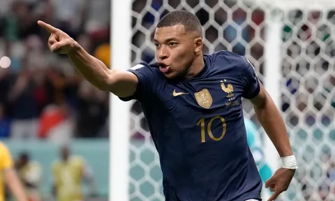 Kylian Mbappe e ngại tiền đạo Brighton