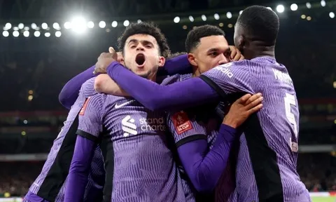 Alexander-Arnold tiết lộ sự thay đổi giúp Liverpool 'lột xác'