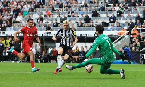 "Alexander-Arnold ước mình bị đuổi khỏi sân"