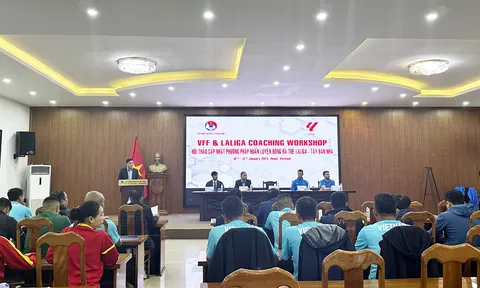 La Liga cử chuyên gia hỗ trợ bóng đá Việt Nam