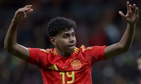 Lamine Yamal và 3 sao Barcelona từng được Santiago Bernabeu vỗ tay tán thưởng
