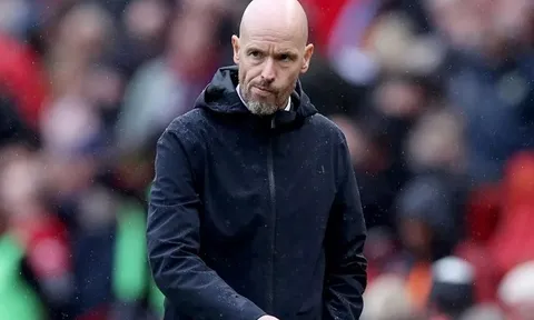 Sự tự tin mù quáng của Erik ten Hag