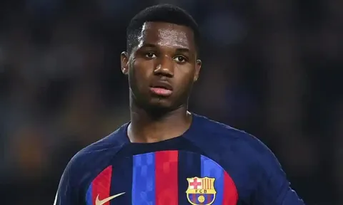 Laporta cảnh báo, 3 cái tên có nguy cơ rời Barca