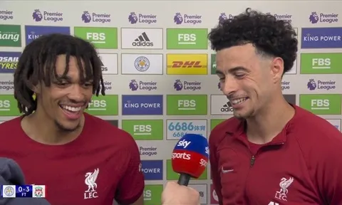 Lập cú đúp, sao Liverpool phá vỡ im lặng