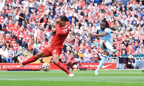 'Hoàn toàn xứng đáng. Liverpool đã để mất bóng ở giữa sân'