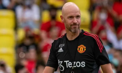 Lee Sharpe chỉ rõ cầu thủ Ten Hag nên chiêu mộ