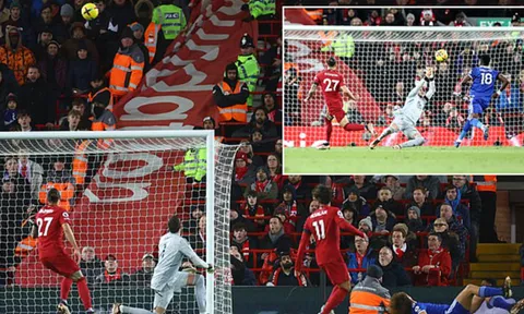 Leicester 'tự hủy', Liverpool ngược dòng theo cách khó tin