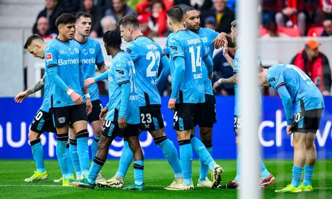 Leverkusen của Alonso không thể bị ngăn cản