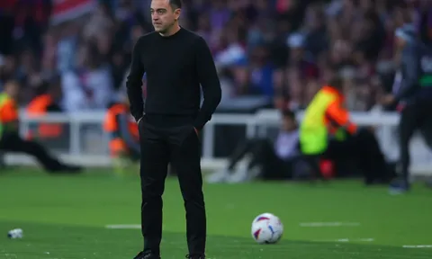 Xavi nêu yếu tố ảnh hưởng tiêu cực đến Barcelona