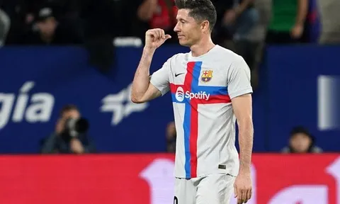 Lewandowski nói thẳng lý do khiến Barca rời Champions League