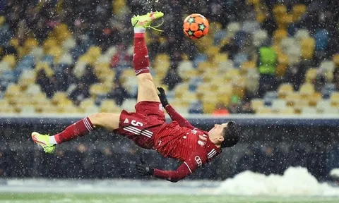Lewandowski tiết lộ bí quyết sung mãn ở tuổi 33