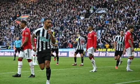 Lịch thi đấu của M.U, Newcastle, Liverpool và Tottenham trong cuộc đua top 4