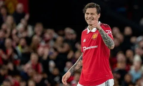 XONG! Man Utd chốt khả năng bán đứt Lindelof