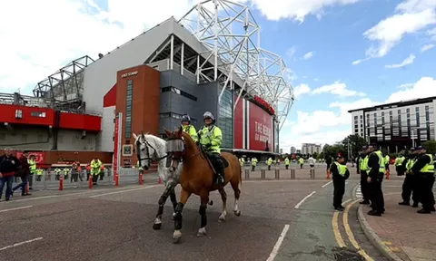 Trận đại chiến Man United vs Liverpool được tăng cường an ninh