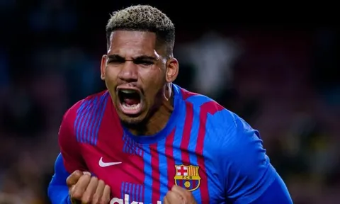Liverpool chi gấp đôi lương, lôi kéo sao Barca