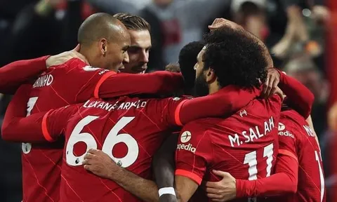 Liverpool chơi như lên đồng, Arsenal thua tan tác ở Anfield