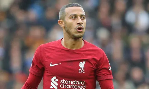 Liverpool đấu Bournemouth, Klopp lên tiếng về 2 tiền vệ