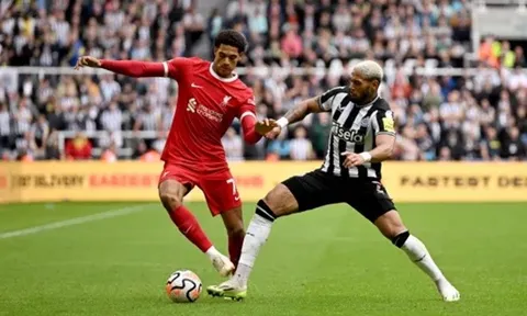Liverpool đấu Wolves: Klopp thực hiện 3 thay đổi; Sao trẻ lần đầu được đá chính