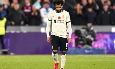 Liverpool gục ngã và những vấn đề chưa có lời giải