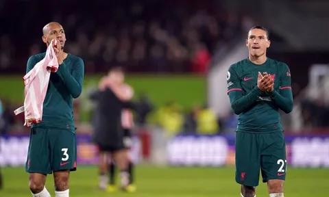 Nunez vô duyên + phản lưới nhà, Liverpool 'phơi áo' thảm hại