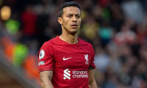 Liverpool sắp thanh lý thêm 1 tiền vệ