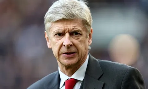 Van Dijk phản đối ý tưởng của Wenger