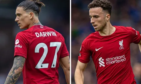 Liverpool thắng ngược dòng, Jota nói 1 lời với Nunez