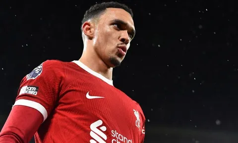Liverpool thay thế Arnold như thế nào?