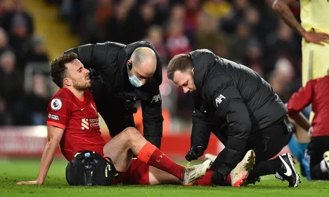 Liverpool trả giá sau trận thắng Arsenal