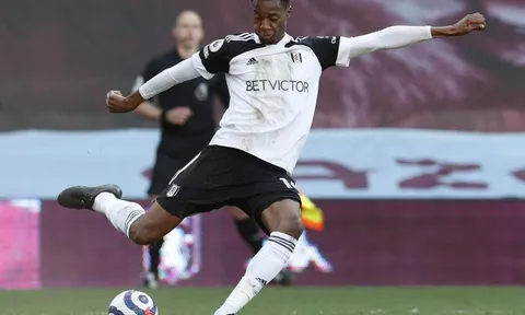 Liverpool và Tottenham tranh giành sao Fulham