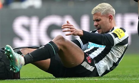 Liverpool vẫn dòm ngó sao 100 triệu