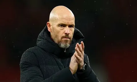 "Nếu tôi dẫn dắt Man United và phải ký hợp đồng với 3 cầu thủ..."