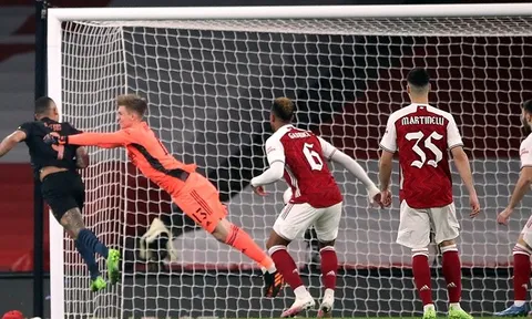 10 con số đặc biệt trận Arsenal 1-4 Man City: 'Thảm họa' khung gỗ
