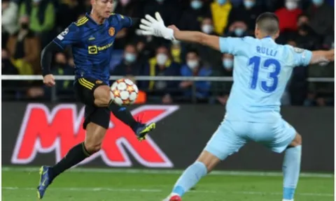 Lốp bóng kinh điển, Man Utd chính thức vào vòng 16 đội Champions League