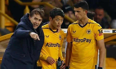 "Spurs và Chelsea sẽ được hưởng lợi từ sự phục vụ của ông ấy"