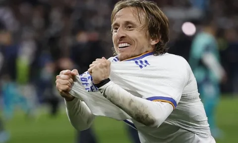 Luka Modric từ chối đại gia Saudi Arabia